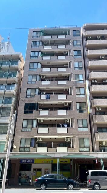 Renovated 2LDK Apartment for Sale in Taito-ku, Tokyo - Thumbnail 2