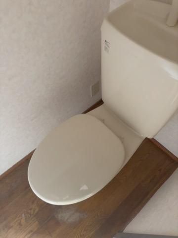 1K Apartment for Rent in Nishi-Hara, Hiroshima - 18,000 Yen - Thumbnail 2