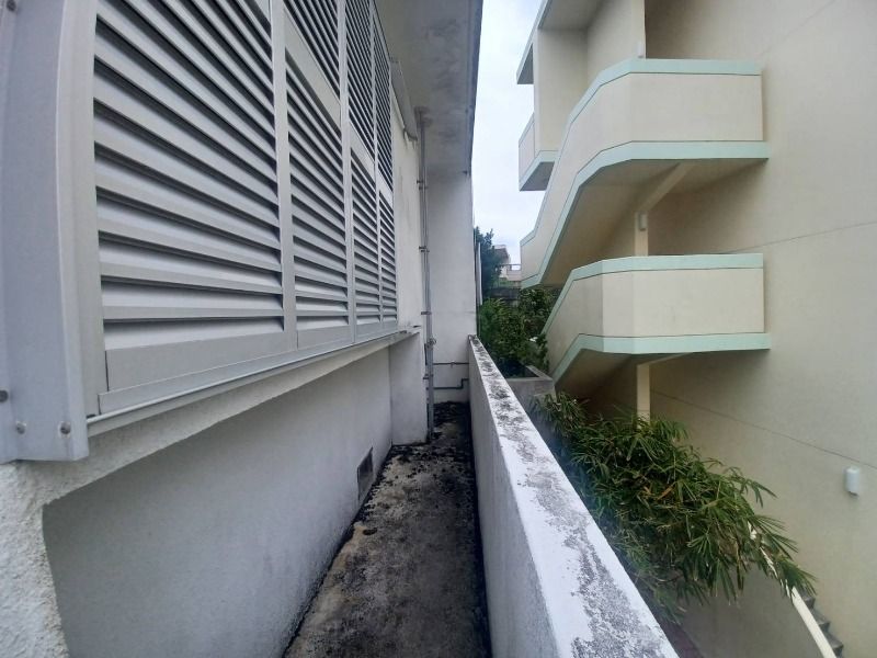 5LDK Used Detached House in Tomigusuku City, Okinawa - Thumbnail 2