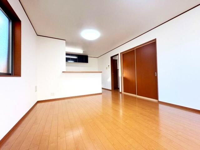 4LDK Solar Powered House for Sale in Sagamihara, Kanagawa - Thumbnail 2
