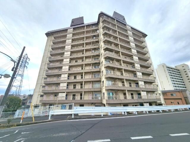 Renovated Studio Apartment for Sale in Adachi, Tokyo - Thumbnail 3