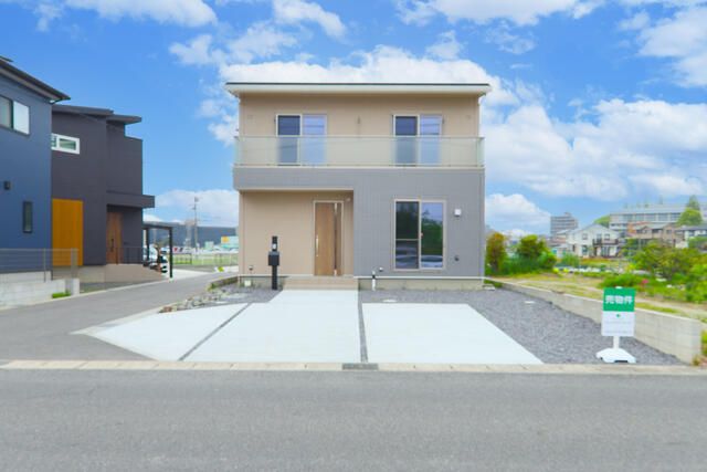 Modern 3SLDK Detached House for Sale in Togo Town, Aichi - Thumbnail 2