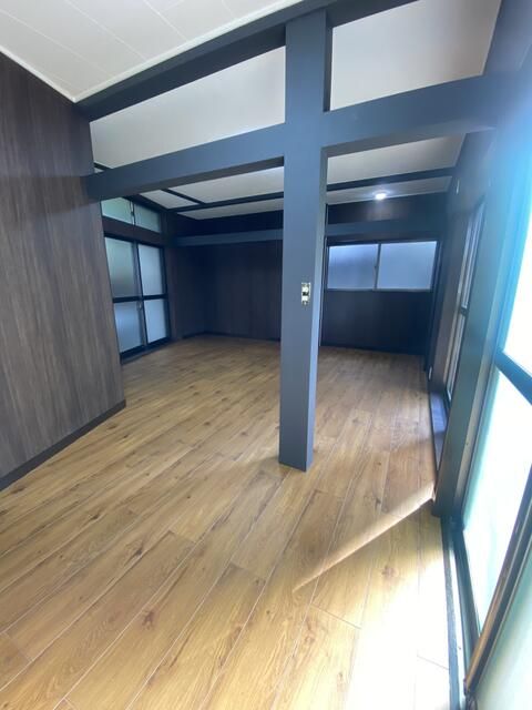 Renovated 2LDK Detached House for Sale in Yokohama Minami Ward - Thumbnail 4