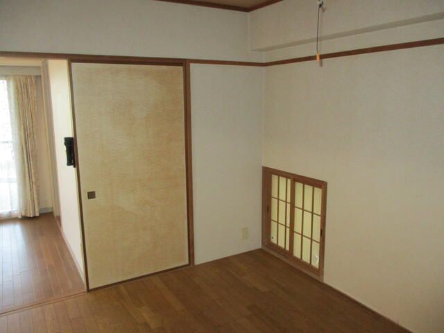 2LDK Seaside Resort Condo for Sale in Toba, Mie - Thumbnail 4