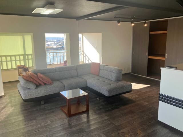 1LDK Corner Apartment with Dual Balconies in Nara City - Thumbnail 4