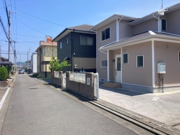 4LDK Detached House for Sale in Saijō, Ehime - Thumbnail 2