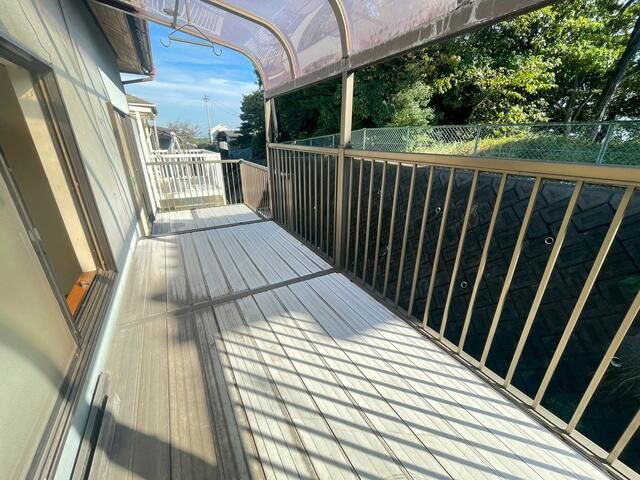 5DK House for Sale in Chita City, Aichi - Sunroom, Elevated Lot - Thumbnail 4