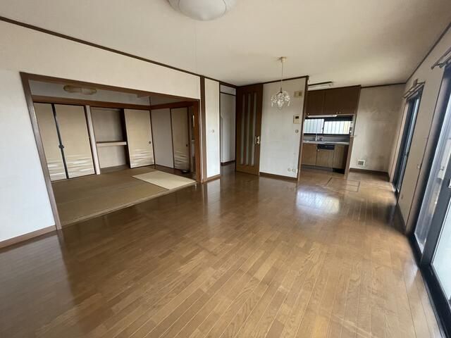 3LDK Used House for Sale in Tsukubamirai, Ibaraki - Thumbnail 3