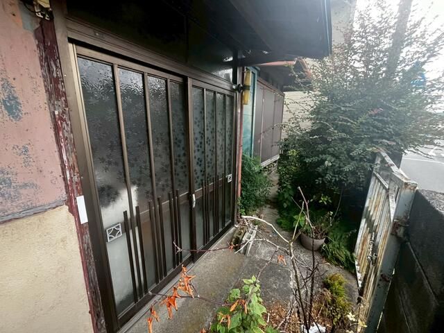 1965 Traditional 4DK House for Sale in Ōtaki, Chiba - Thumbnail 3