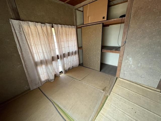 1970 2K Wooden House for Sale in Mihara, Hiroshima - Thumbnail 4
