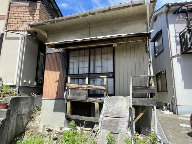 1970 2K Wooden House for Sale in Mihara, Hiroshima - Thumbnail 2