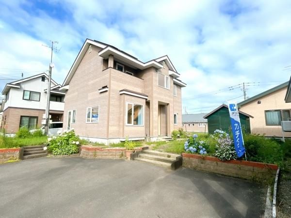Renovated 4LDK House for Sale in Kushiro, Hokkaido - Thumbnail 2