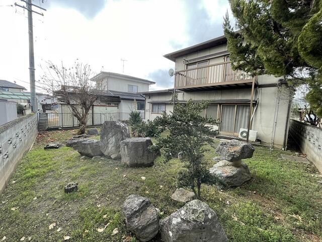 5-Bedroom Detached House in Quiet Nagano Residential Area - Thumbnail 3