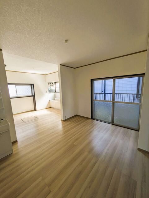 2LDK Used Detached House in Koga, Ibaraki - 78.59 sqm - Thumbnail 4