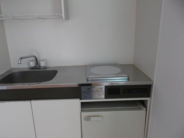 Rental Apartment in Kochi City with Storage Space and IH Kitchen - Thumbnail 2