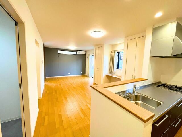 Modern 3LDK House in Tobe Town, Ehime - Thumbnail 4