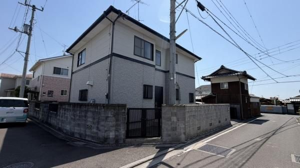 4SLDK Detached House on 68 tsubo Corner Lot in Matsuyama - Thumbnail 2