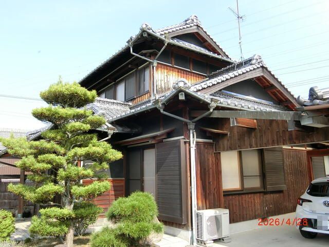 6DK Traditional House on 495sqm Land in Takamatsu, Kagawa - Thumbnail 2