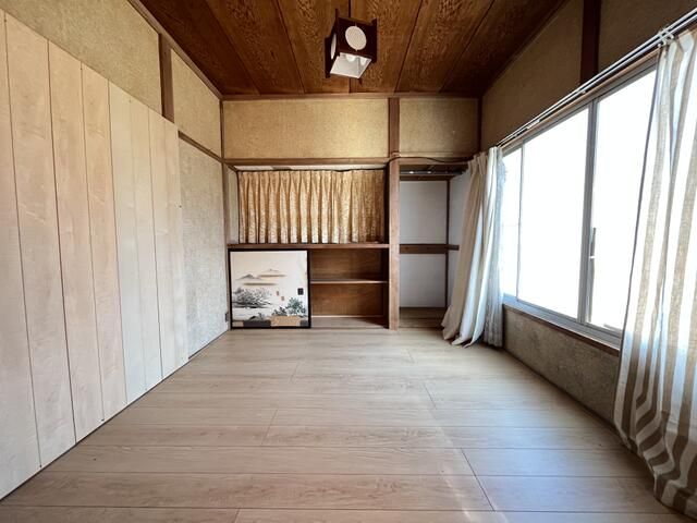 Spacious 4DK Single-Story House with Large Land in Sano, Tochigi - Thumbnail 4