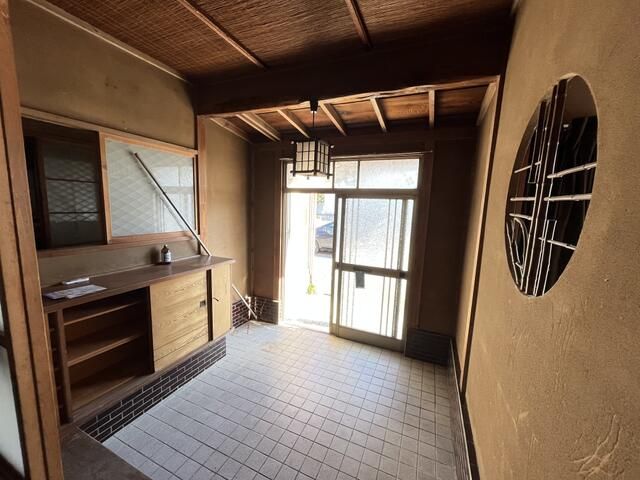 Spacious 4DK Single-Story House with Large Land in Sano, Tochigi - Thumbnail 2