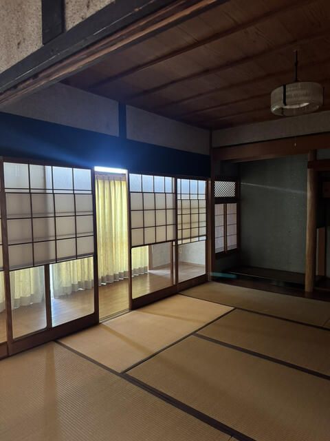 6DK Used House for Sale in Wakayama City, Wakayama Prefecture - Thumbnail 3