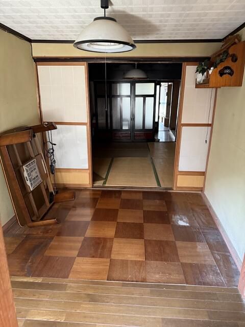 1891 Compact House for Renovation in Kamiichi, Toyama - Thumbnail 3