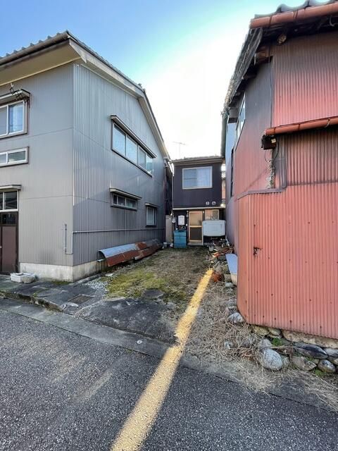1891 Compact House for Renovation in Kamiichi, Toyama - Thumbnail 2