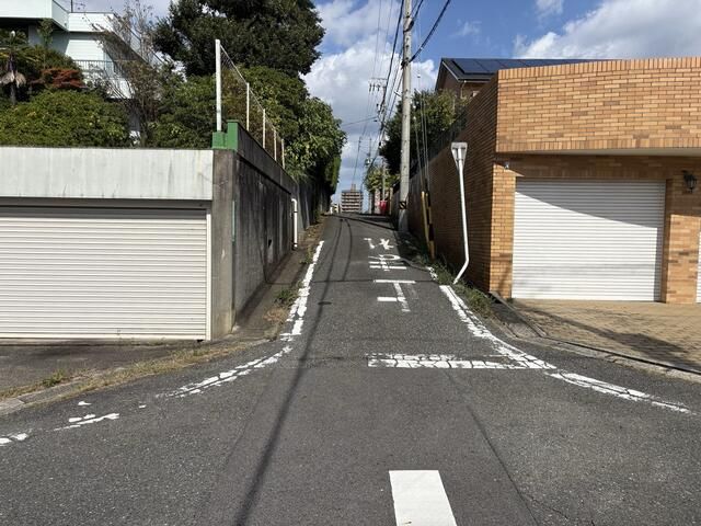 5SLDK Detached House on Large Corner Lot in Nagoya Meito Ward - Thumbnail 3