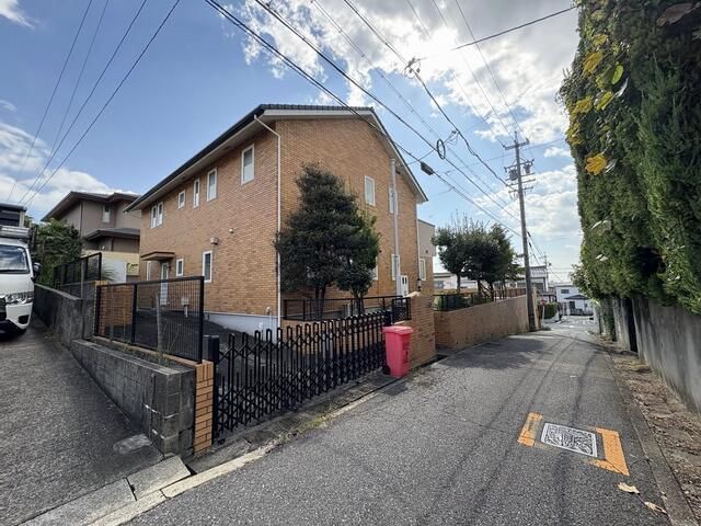 5SLDK Detached House on Large Corner Lot in Nagoya Meito Ward - Thumbnail 4