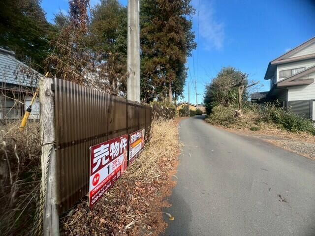 Corner Plot with Rebuild Potential in Kasama, Ibaraki - Thumbnail 3