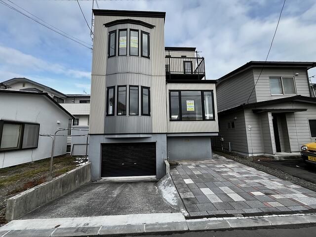 Pet-Friendly 3LDK House in Tomakomai with Eco-Jose Heater - Thumbnail 2