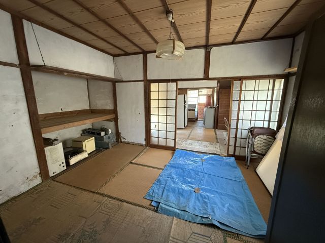 1955 Wooden 3DK House for Sale in Miyawaka, Fukuoka - Thumbnail 4