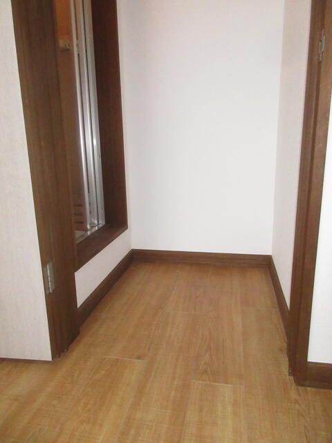 Renovated 1K Apartment for Rent in Quiet Sapporo Higashi Ward - Thumbnail 4
