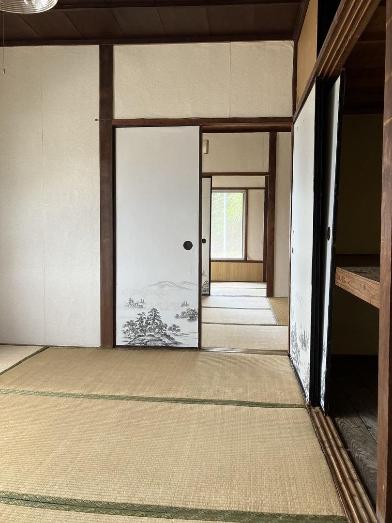 Pet-Friendly 3K Wooden House for Rent in Nagasaki City - Thumbnail 4