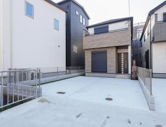 New 3SLDK House in Takatsuki, Osaka with Seismic Grade 3 - Image 1
