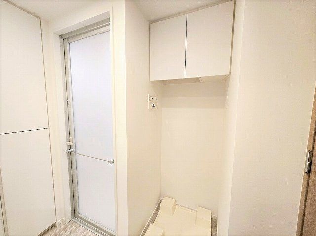 3LDK Apartment for Sale in Harumi, Chuo-ku, Tokyo - 86.85m2 - Thumbnail 2