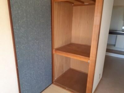 1DK Apartment for Rent in Shijonawate, Osaka - 29,000 JPY - Thumbnail 4
