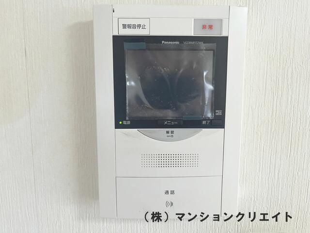 4LDK Corner Apartment for Sale in Fukui City, Fukui Prefecture - Thumbnail 3