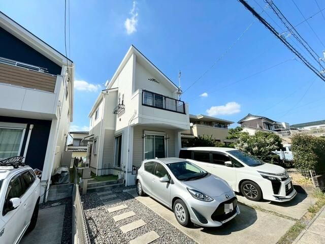 2017-Built 4LDK House with Solar Power in Toyota, Aichi - Thumbnail 2