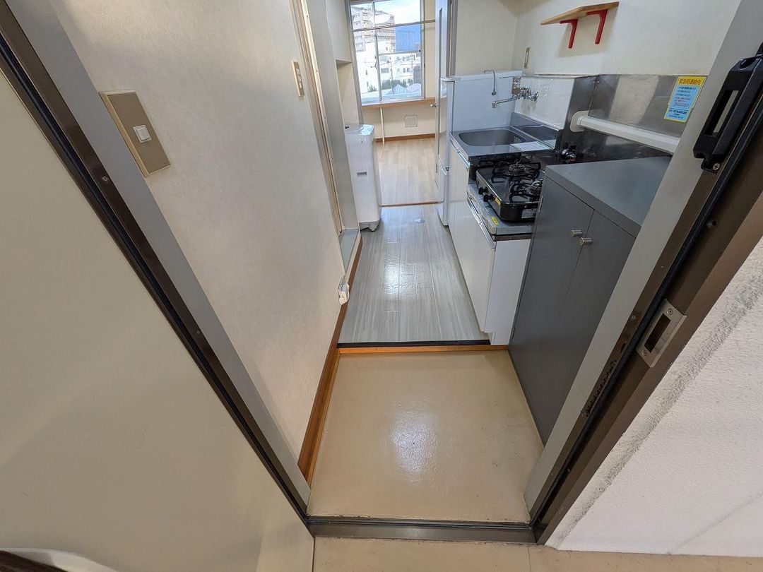 1K Apartment for Rent in Yamagata City with Free Internet - Thumbnail 4