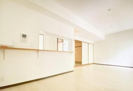 Renovated 4LDK Apartment for Sale in Higashiosaka, Osaka - Thumbnail 4