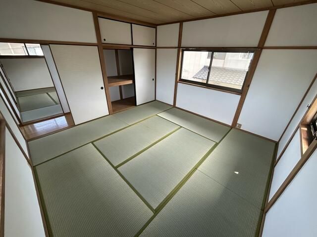 Renovated 4LDK House in Imabari, Ehime - 97.58m2 - Thumbnail 4