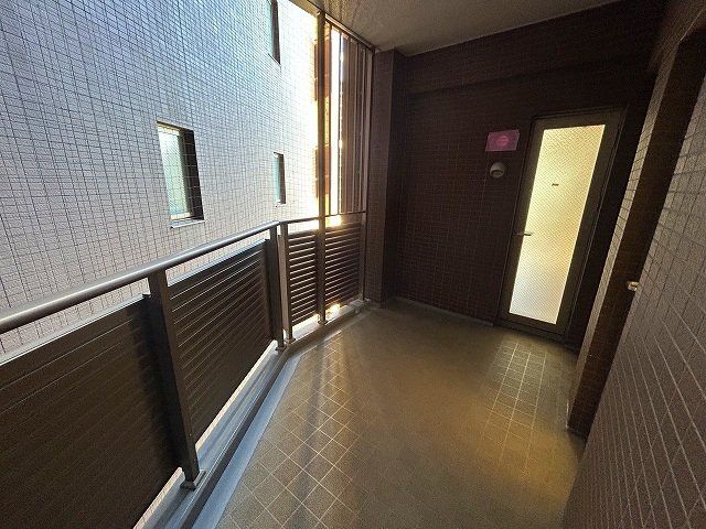 4LDK Apartment for Sale in Higashiyamato, Tokyo - Thumbnail 2
