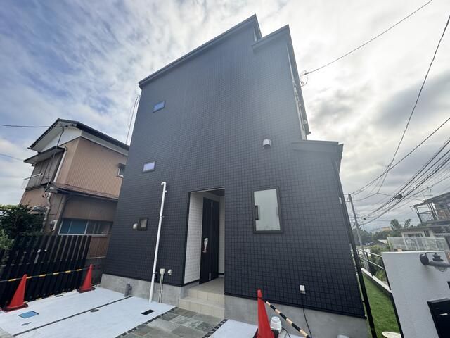 New 2LDK House with Mt. Fuji View in Fujisawa, Kanagawa - Thumbnail 2