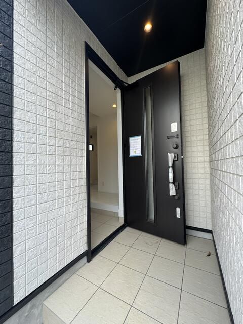 New 2LDK House with Mt. Fuji View in Fujisawa, Kanagawa - Thumbnail 3