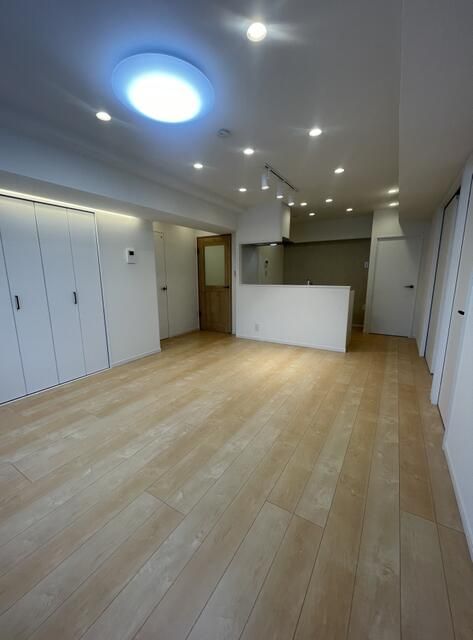 3LDK Apartment for Sale in Yoyogi, Shibuya - Near Shinjuku - Thumbnail 4