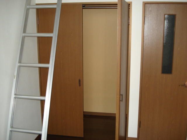 1K Loft Apartment for Rent in Izumi, Akita City - Thumbnail 3
