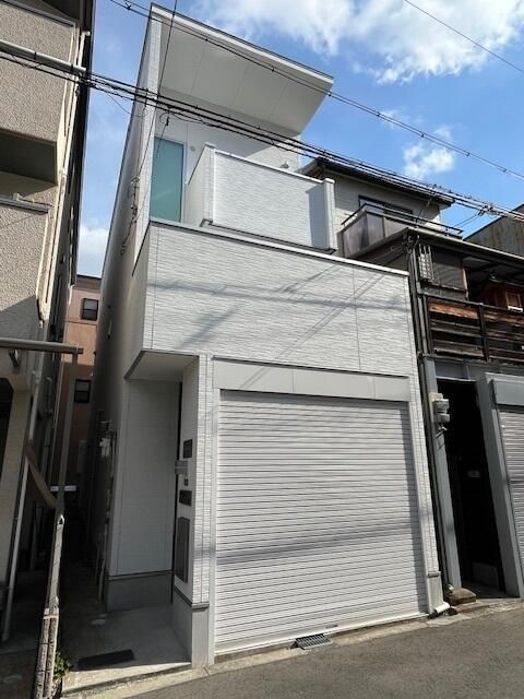 2018 Built 3LDK Wooden House with Large Garage in Tennoji, Osaka - Thumbnail 3