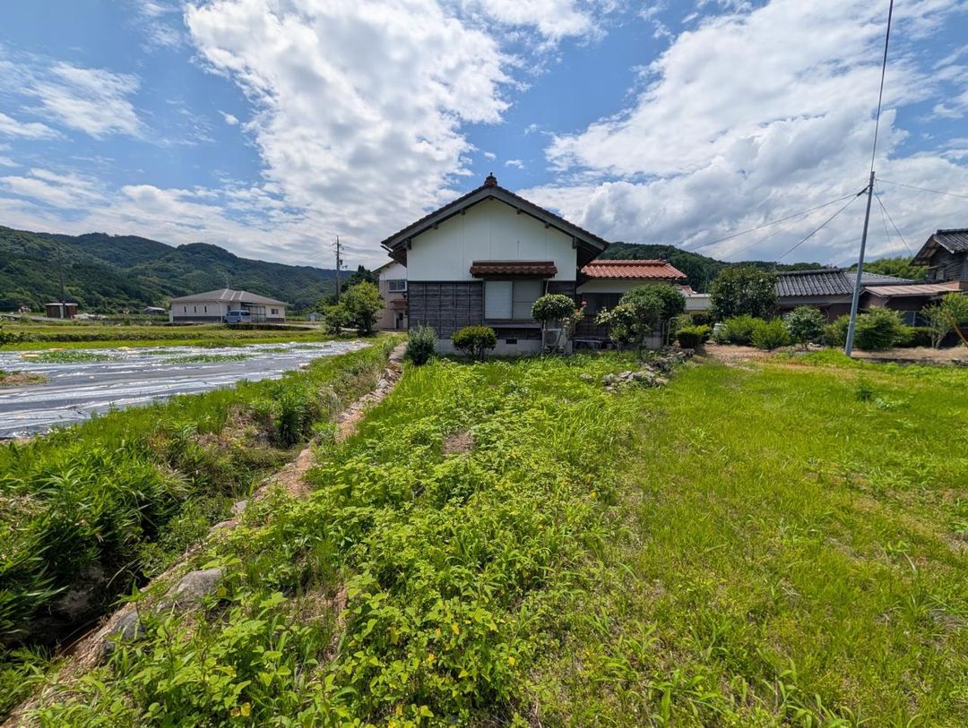 Traditional 5LDK Farmhouse in Yurihama, Tottori - Thumbnail 2