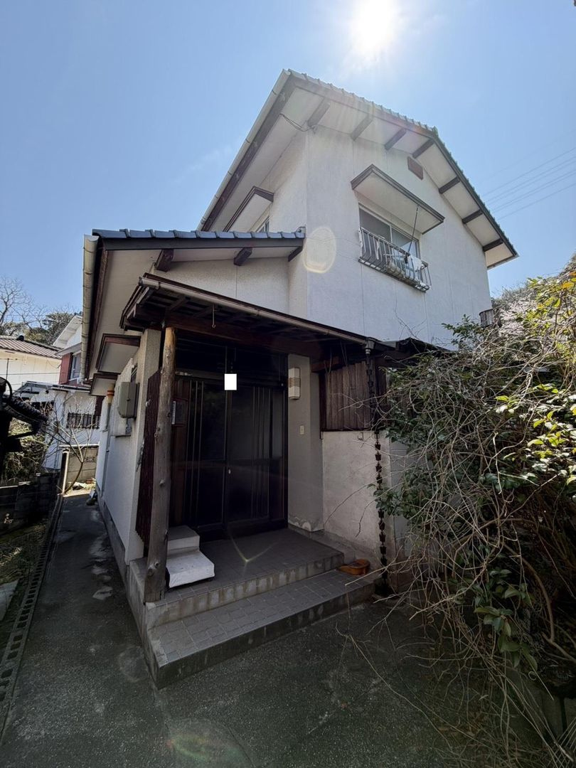 5DK Detached House for Sale in Tamano, Okayama - Thumbnail 2